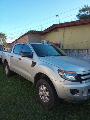 Ford Ranger XLS 2.5 16V 4X2 CD Flex 2014