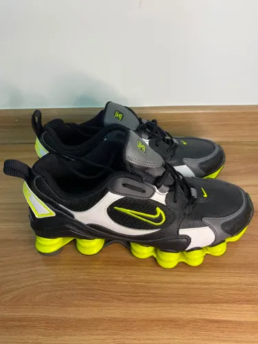 NIKE 12 MOLA 37