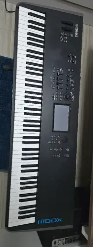 Teclado Yamaha MODX8