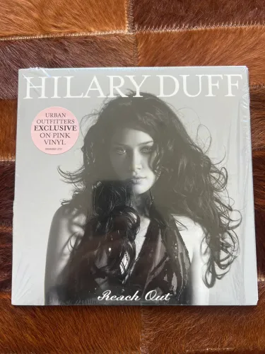 Hilary Duff - Reach Out (urban outfitters exclusive) Single Vinil