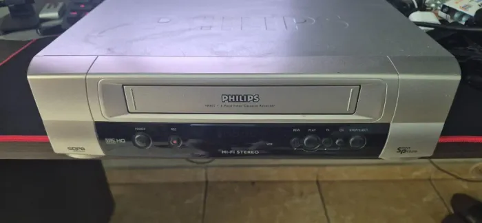 Video Cassette Philips, placa de Captura de vídeo e mini conversor de audio e video