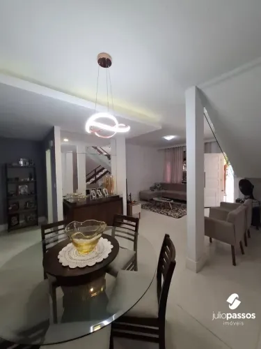 Casa à venda no Condomínio Lá Villete, com 165m², 4 quartos - Coroa do Meio - Ar