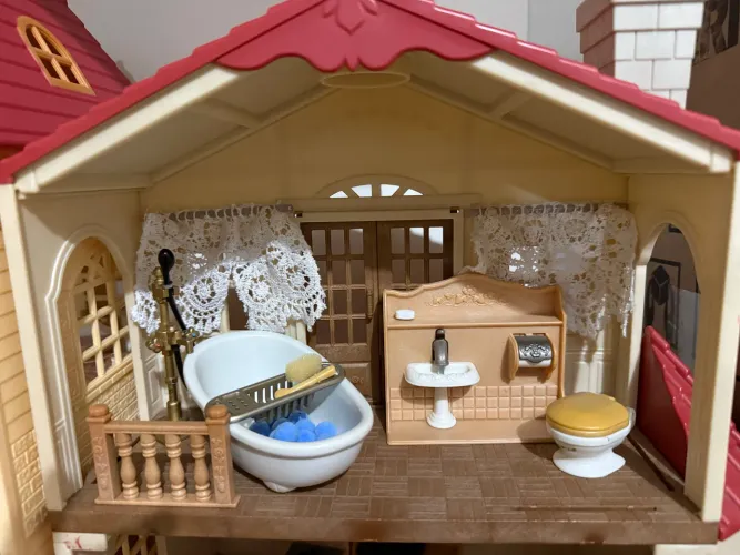 Sylvanians - banheiro completo