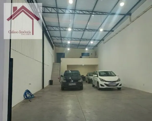 Galpão para Locação em Vila Barcelona, Sorocaba - 200m²