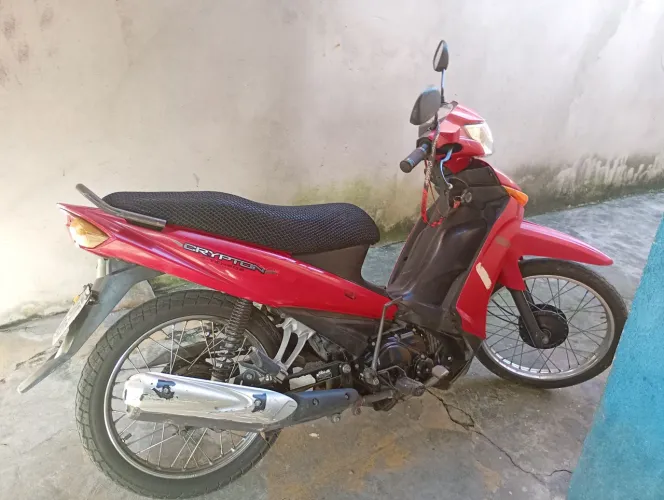 Yamaha T115 Crypton K ano 2010 vendo ou troco 