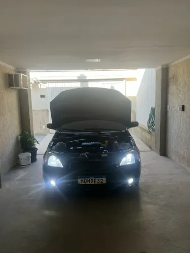 Chevrolet Corsa Hat. Maxx 1.8 MPFI 8V Flexpower 5P 2006