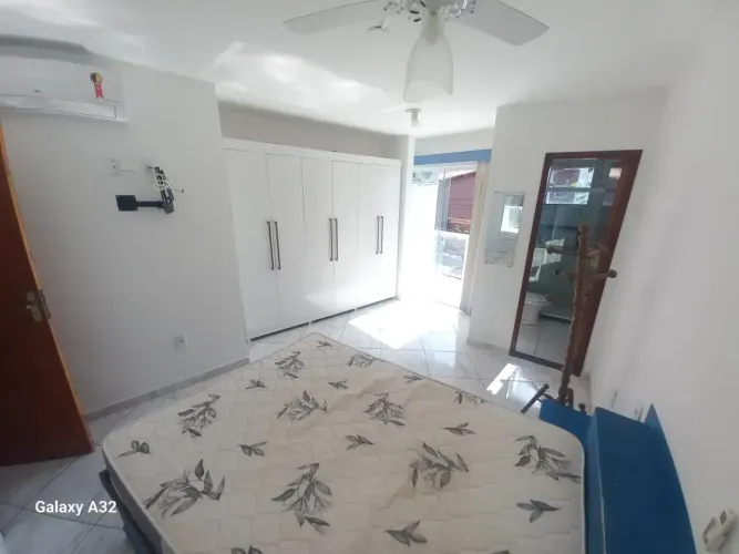 OGIVA - Casa Triplex Indep - 1 Quarto Suíte c/ar e Varanda - 1 Vg Garagem - Cobertura c/ C