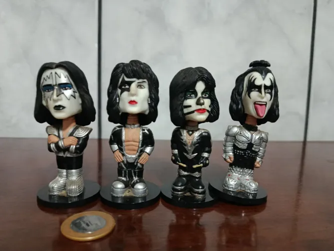 Kit com 4 Bonecos KISS Funko Colecionáveis 2012