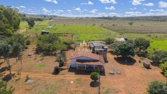 FAZENDA PRODUTIVA DUPLA APTIDÃO 100 % PLANA - AGRICULTURA/PECUÁRIA - PLANALTINA GOIÁS