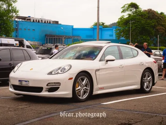 Porsche Panamera 3.6 V6 300cv/310cv 2011