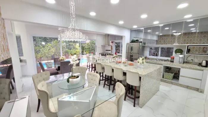 Casa em Condomínio para aluguel, 5 quartos, 3 suítes, 4 vagas, Parque Residencial Damha II