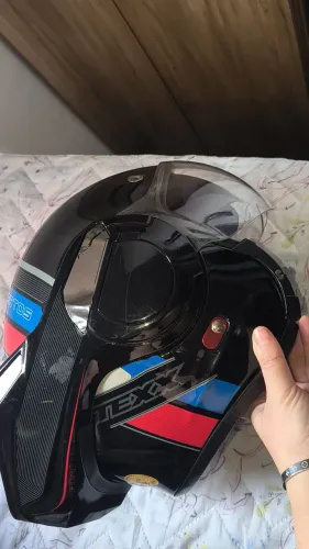 Capacete Texx Stratos 180 Journey <br>Esgotado<br><br>R$ 599,90