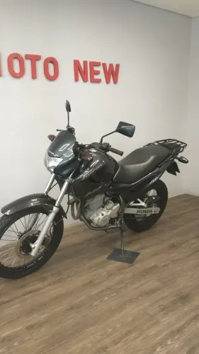 Honda NXR 4  Falcon 2002 cinza 