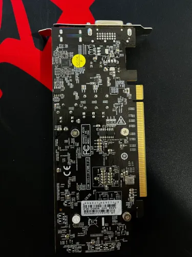 Placa de vídeo AMD Radeon Rx 550 4GB GDDR5 - Semi Nova