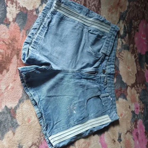 Short jeans novo