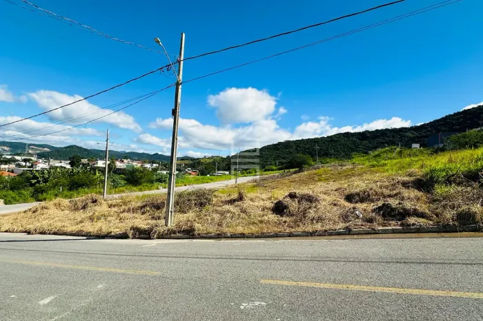 Terreno com 300m² no loteamento Green Village - Palhoça/SC