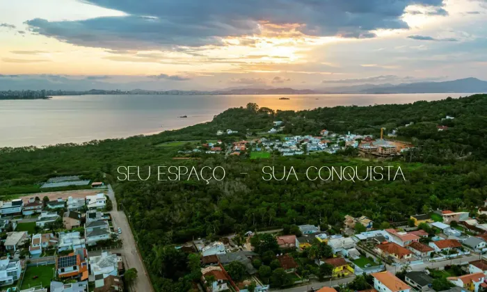Apartamento de 2 dormitórios em Cacupé | Vista para o mar, lazer completo e alto padrão