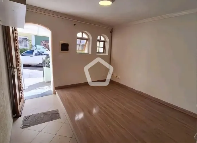 Casa de Vila de 2 Quartos em Cambuci, São Paulo - 86m² de Área!