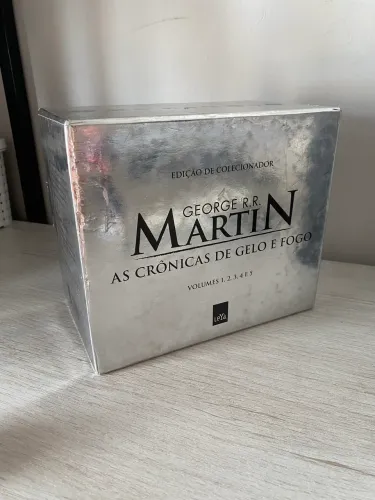 Edição Limitada, Box Prata - As Crônicas de Gelo e Fogo- Game Of Thrones - Super Novo !