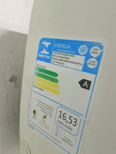 Ar-condicionado Springer Midea 9.000 BTUs 