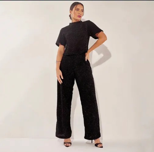 Conjunto preto tamanho M