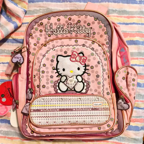 Mochila Rosa Hello Kitty - com luzes e sons (2006)