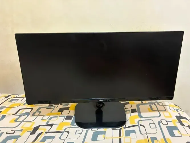 Monitor Gamer LG 25' IPS, Ultra Wide, 75 Hz, Full HD, 99% sRGB, HDMI, VESA - 25UM58-G