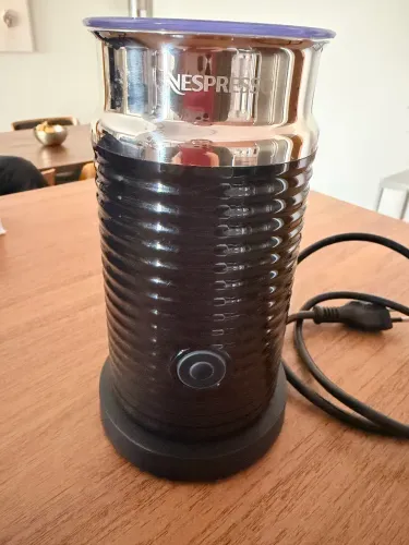 Aeroccino Nespresso 220v