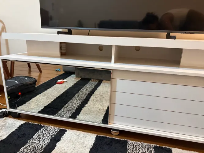 Rack TV Branco 155cm com Espelho ? Retirada Itaim Bibi