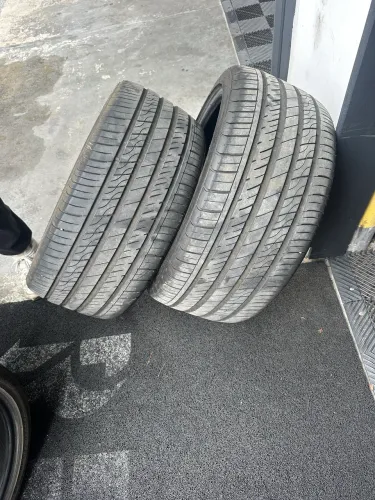 Pneu Xbri 255-35-19