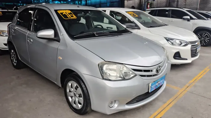 Toyota Etios XS 1.5 Flex 16V 5P Mec. 2016