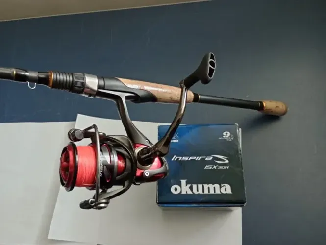 Molinete Okuma Inspira e Vara Lumis Intense