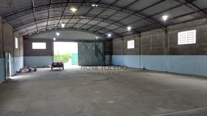 GALPÃO PARA VENDA/LOCAÇÃO - 770m² - 3 SALAS AMPLAS PARA ESCRITÓRIO - GUARITA - CHÁCARA REU