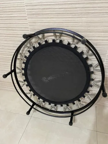 Vendo Trampolim Jump Profissional Megagym com 32 molas