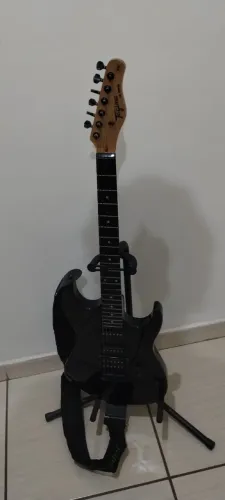 Guitarra + Pedais (São José do Rio Preto) - SP