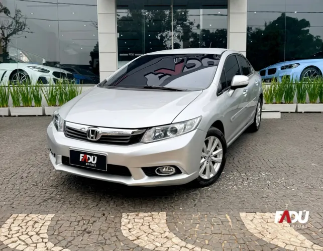 Honda Civic Sedan LXR 2.0 Flexone 16V Aut. 4P 2014