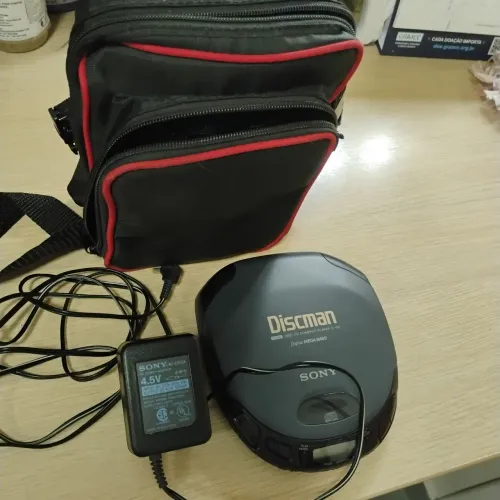 Discman Sony Portátil com carregador Original