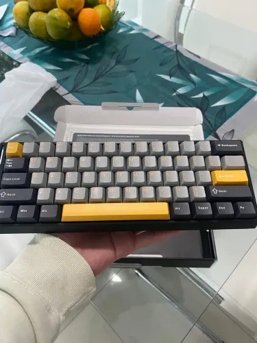 TECLADO AULA WIN 60 HE