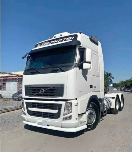 Volvo FH 460 6x2 2014 - Único dono (Baixo KM)
