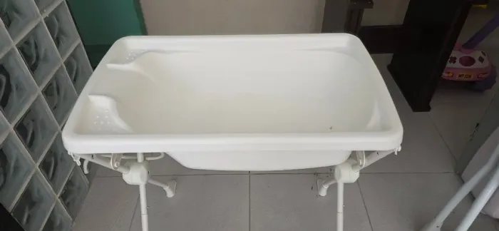 Banheira Burigotto com suporte