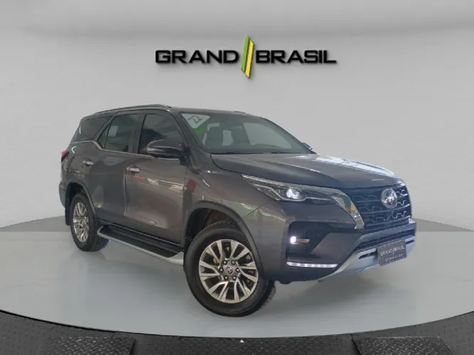 Toyota Hilux SW4 SRX 4X4 2.8 TDI 16V Dies. Aut. 2022