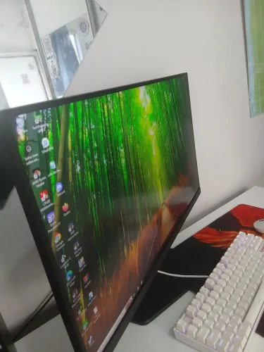Monitor AOC 27p 180hz
