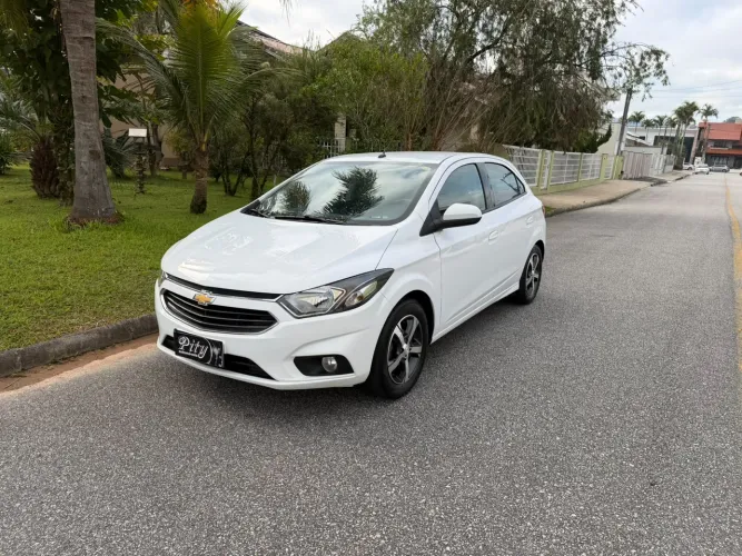 Chevrolet Onix Hatch LTZ 1.4 8V Flex Power Aut. 4P 2019