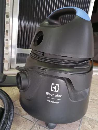 Aspirador de pó 300 reais