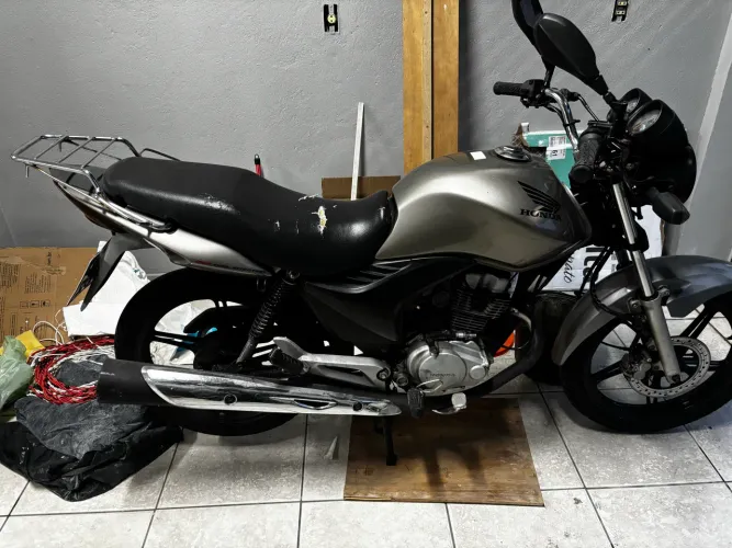 Vendo CG 150 Fan Esi 2010