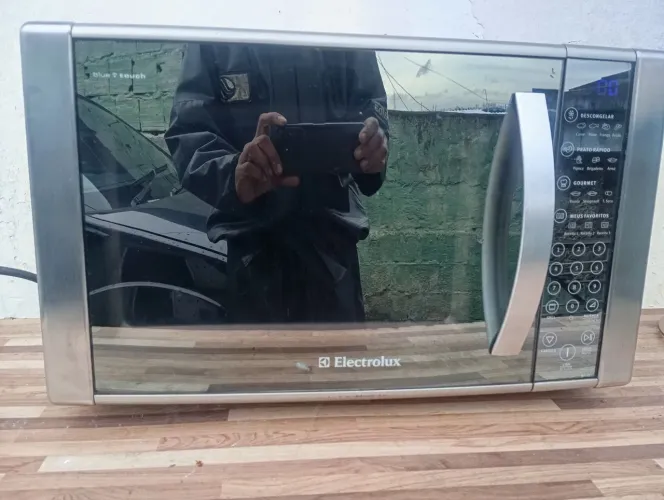 Microondas Eletrolux 27 Litros