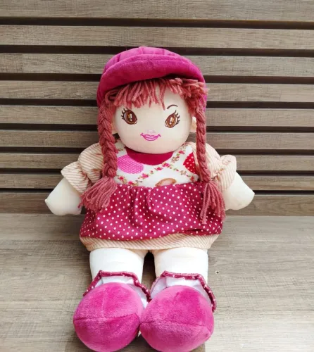 Boneca de Pano Artesanal 