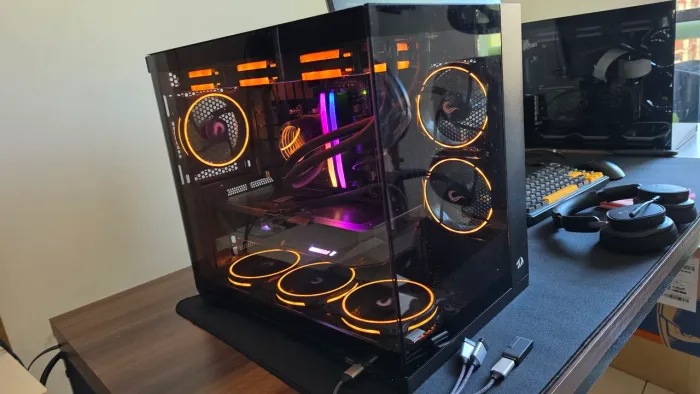 PC Gamer RTX 5070 12GB + R5 5600 + 32GB DDR4