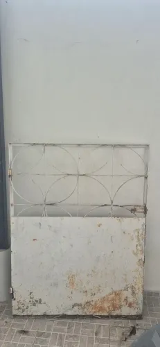 Portãode ferro pequeno R$60