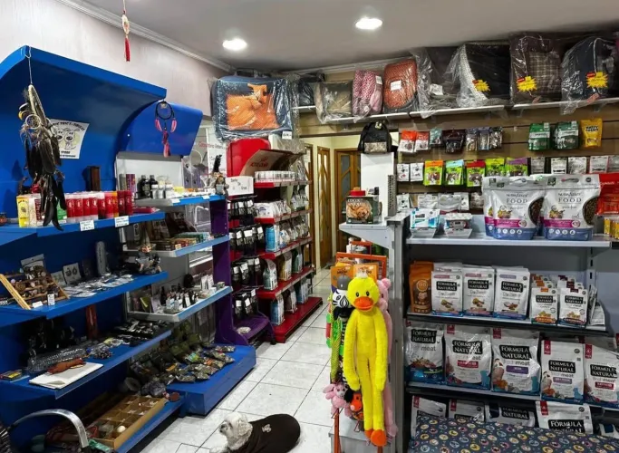 Vendo Estrutura Completa para Pet Shop com Clínica Veterinária